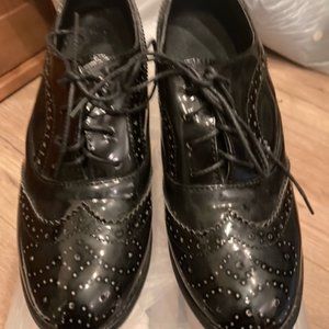 Vero Cuio Patent Leather Oxfords Black Stacked Block Heel Lace Up 8.5M